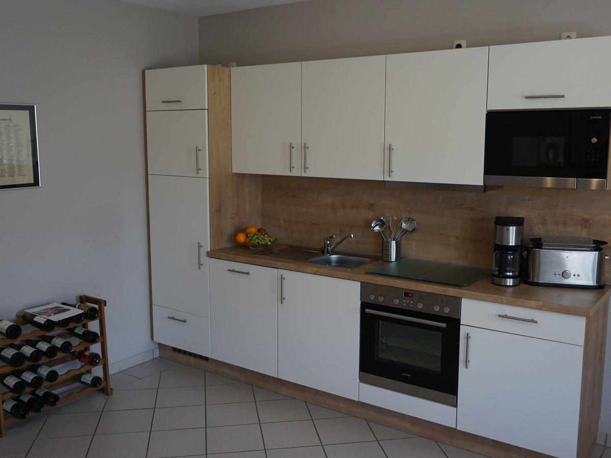 Sch ne Wohnung in der Moselregion Kinheim Exterior foto